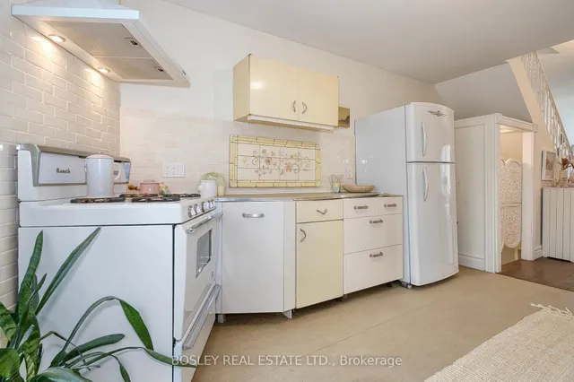 Additional image 15 of 32 Tecumseth St