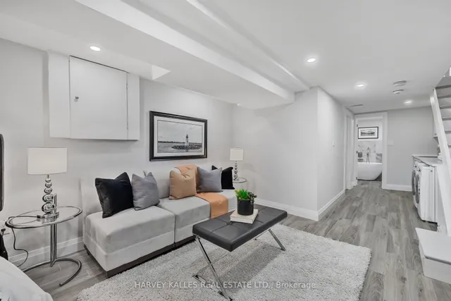 Additional image 30 of 407 Kingswood Rd