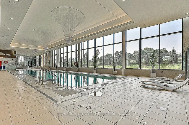 Additional image 19 of 25 McMahon Dr Unit 2009