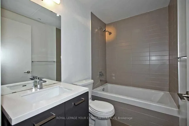 Additional image 6 of 11 Charlotte St Unit 403