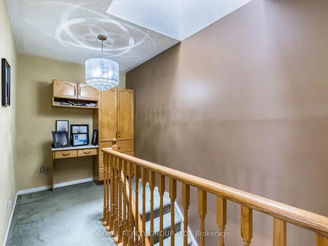 Additional image 20 of 57 Hickorybush Ave