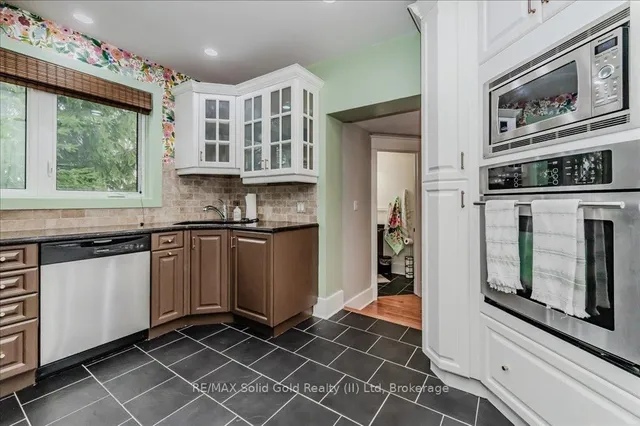 Additional image 15 of 56 Woolwich St