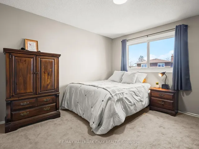 Additional image 28 of 24 Mansion St