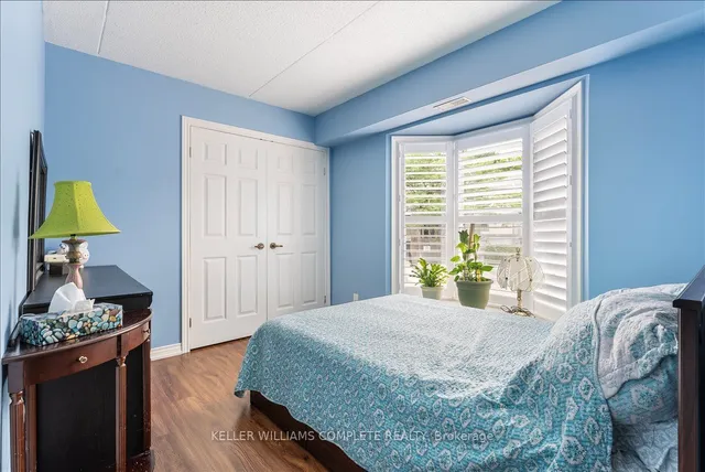 Additional image 19 of 2010 CLEAVER Ave Unit 211