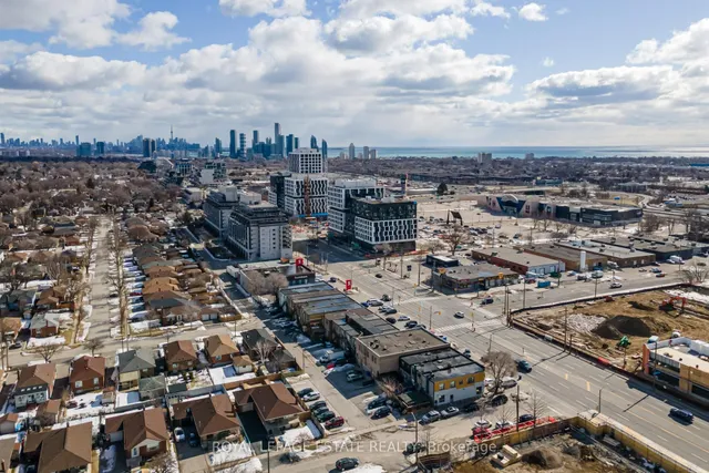 Additional image 37 of 38 Brawley Ave