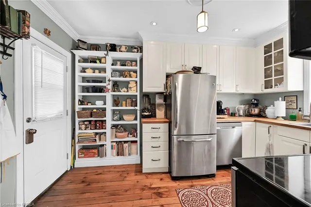 Additional image 35 of 40 Locke St