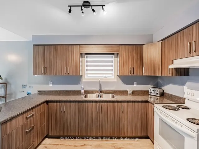 Additional image 9 of 5 Furrows End