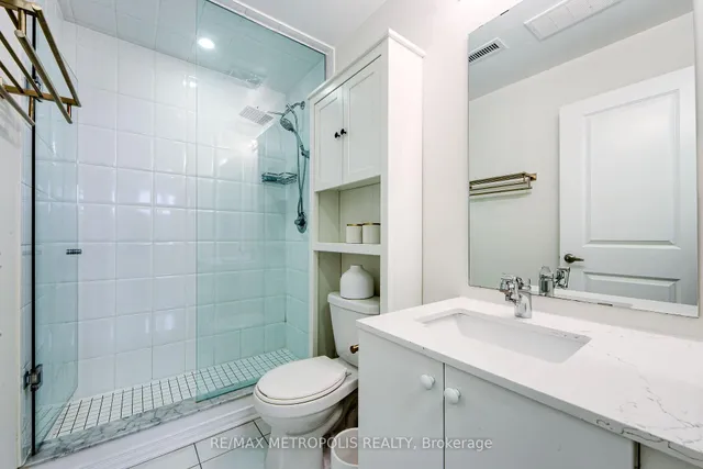 Additional image 24 of 1130 Briar Hill Ave Unit 106