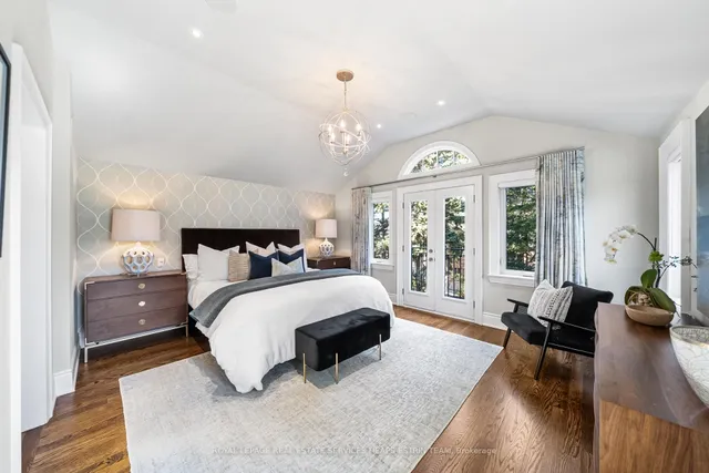 Additional image 14 of 301 Bessborough Dr