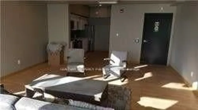 Additional image 11 of 690 King St Unit 115