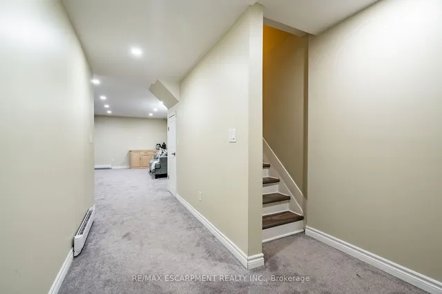 Additional image 24 of 1493 Ester Dr