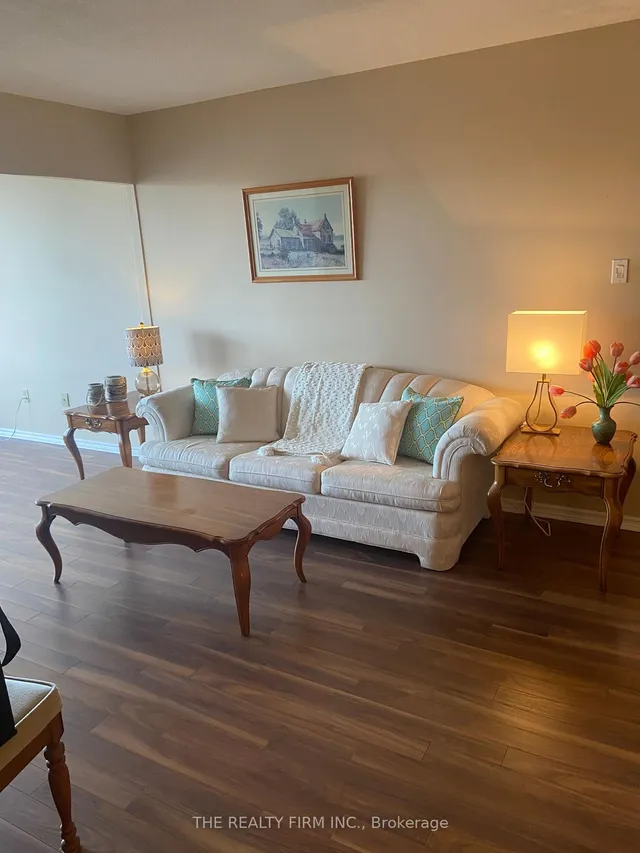 Additional image 4 of 100 County Court Blvd Unit 406