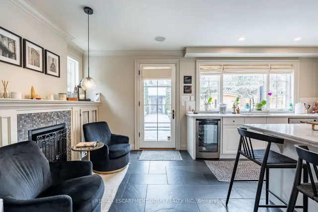 Additional image 12 of 165 Aberdeen Ave