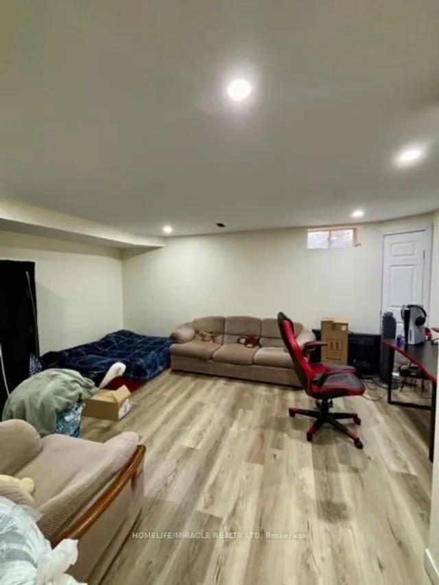 Additional image 22 of 430 Pioneer Dr Unit 6