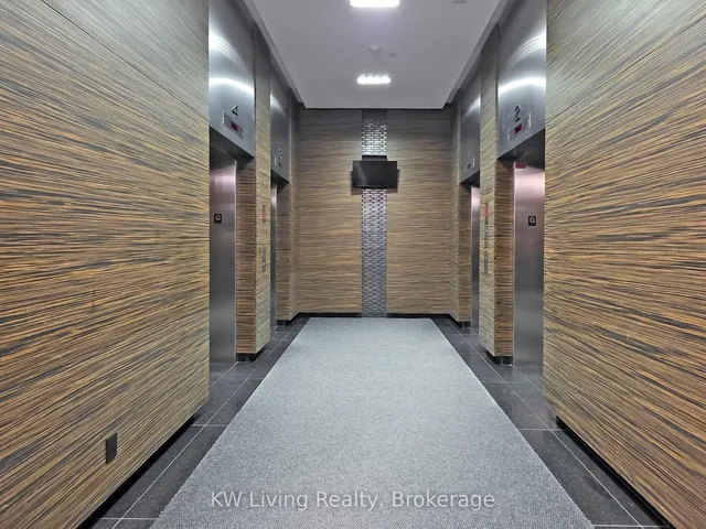 Additional image 32 of 770 Bay St Unit 1403