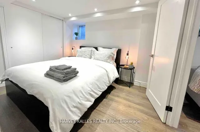 Additional image 34 of 15 Markham St