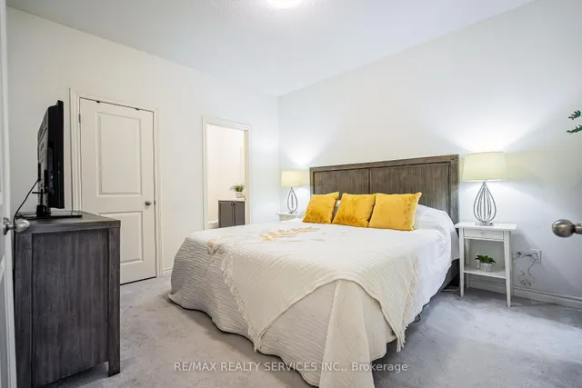 Additional image 27 of 19 Arrowview Dr