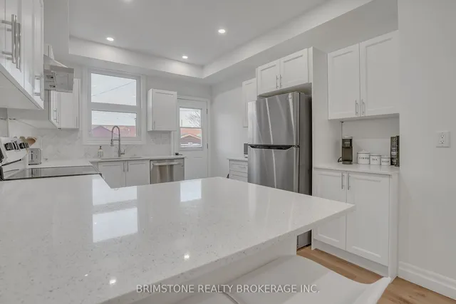 Additional image 6 of 130 Mulock Ave