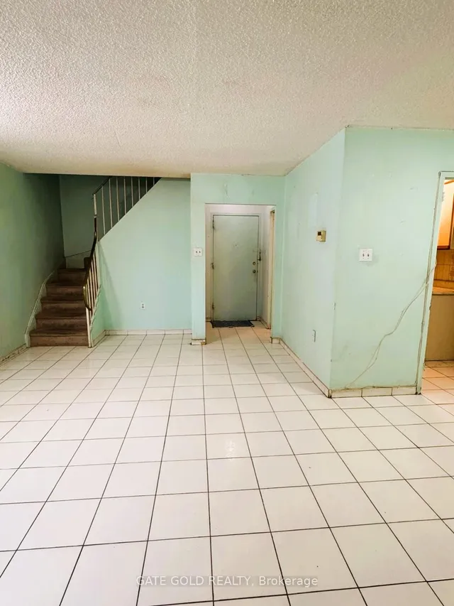 Additional image 26 of 1624 Bloor St Unit 17