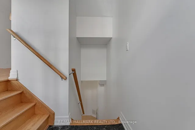 Additional image 2 of 443D Queen St