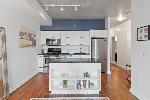 21 Nelson St Unit 727