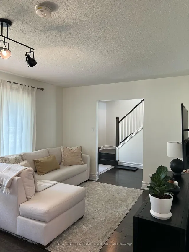 Additional image 4 of 28 Earlton Crt