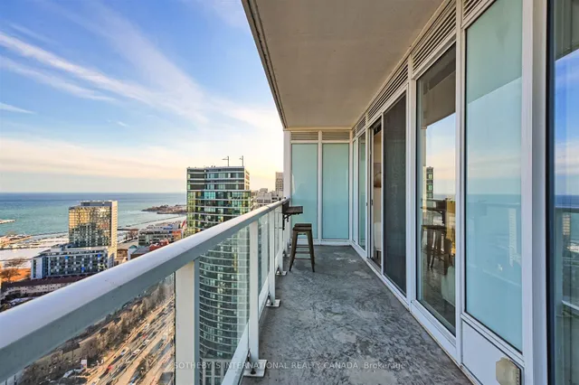 Additional image 45 of 17 Bathurst St Unit 3602