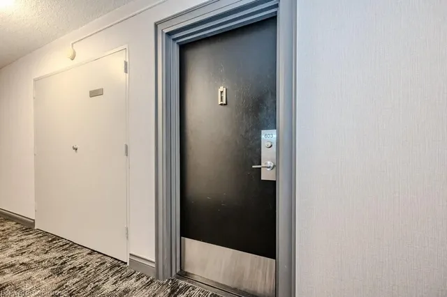 Additional image 24 of 81 Church St Unit 1601