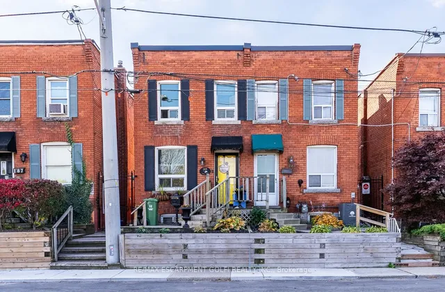 187 Barton St