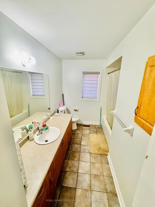 Additional image 22 of 17 Charger Lane