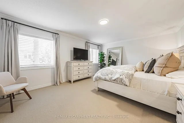 Additional image 21 of 4670 Webb St