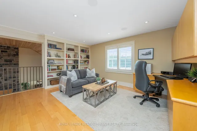 Additional image 25 of 13738 Sixth Line