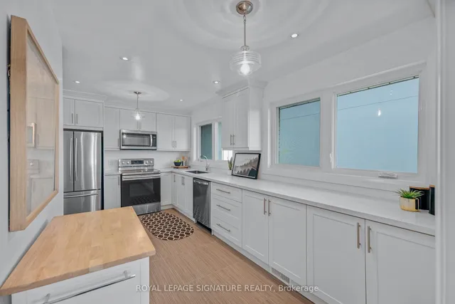 Additional image 7 of 7 Friendly Dr