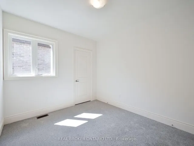 Additional image 38 of 1555 Severn Dr