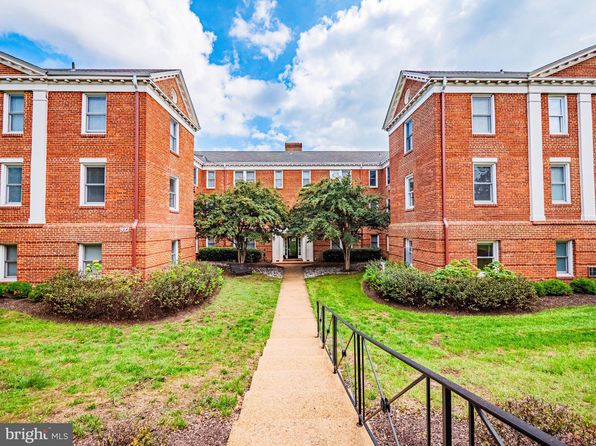 922 S Washington St APT 211, Alexandria, VA 22314