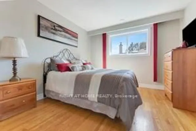 Additional image 24 of 3592 Stonecreek Cres