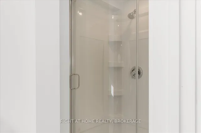 Additional image 30 of 392 East 43rd St