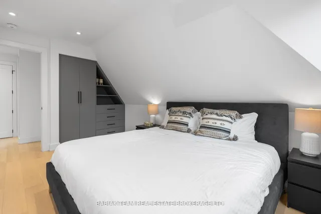 Additional image 24 of 37 Boustead Ave