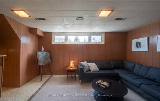 Additional image 22 of 54 Pinebrook Ave