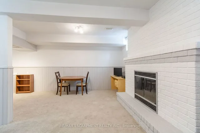 Additional image 33 of 117 Anna Capri Dr