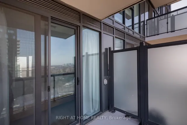 Additional image 26 of 30 Inn On The Park Dr Unit 3101