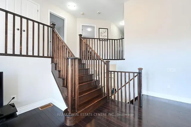 Additional image 31 of 120 Whitwell Way