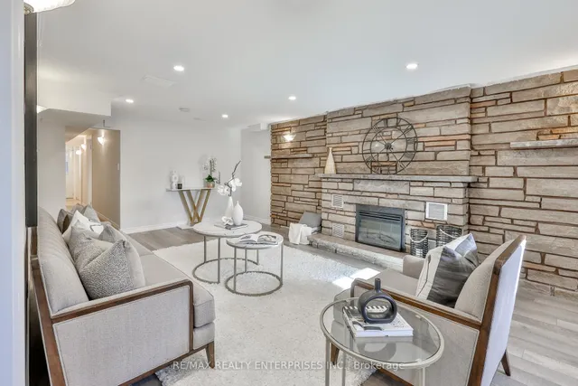 Additional image 19 of 4050 Dunmow Cres