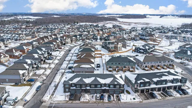 Additional image 40 of 7 Pony Way