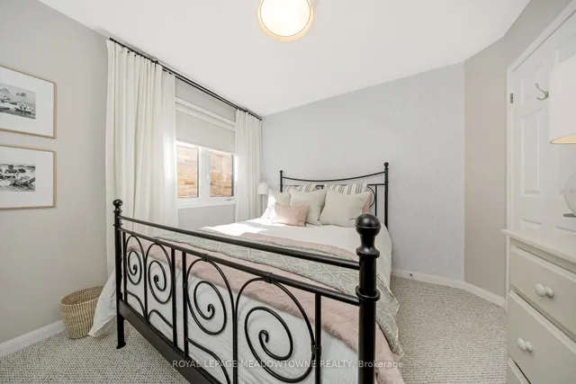 Additional image 33 of 792 Rayner Crt