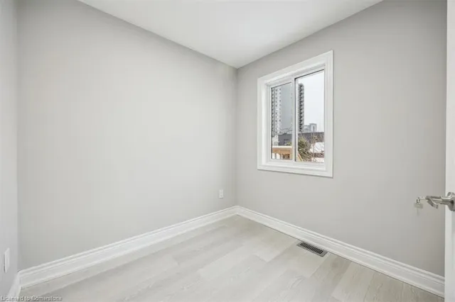 Additional image 34 of 137 West Ave