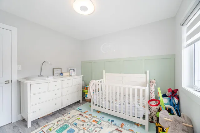 Additional image 36 of 96 Wildberry Cres