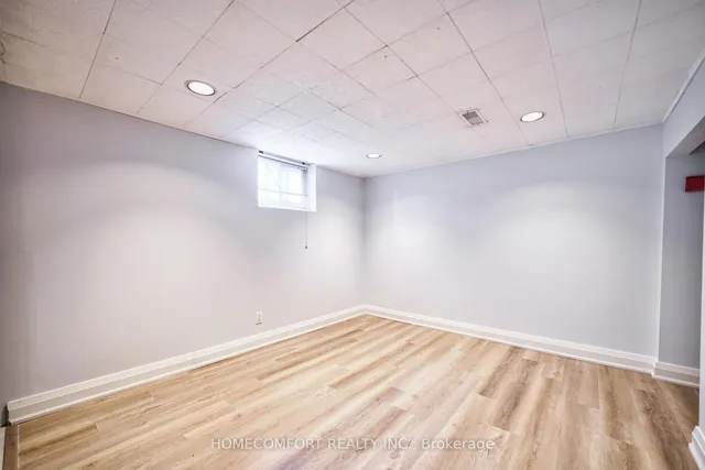 Additional image 41 of 30 Balaclava Dr