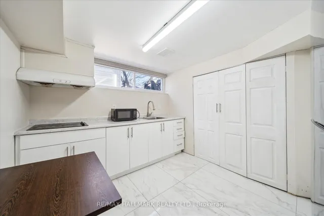 Additional image 30 of 728 Brimley Rd