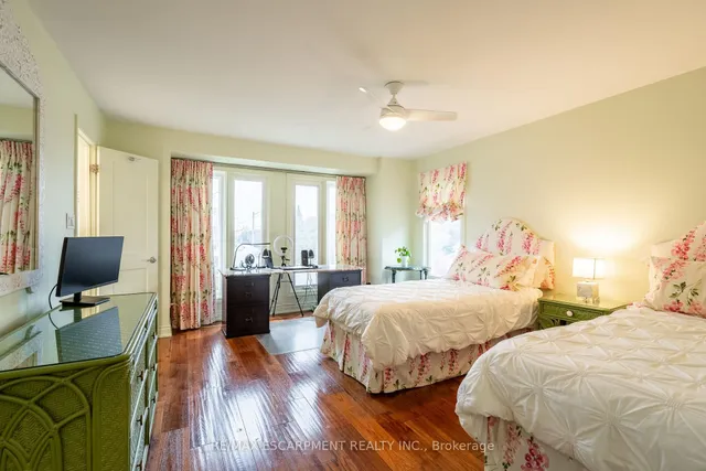 Additional image 18 of 91 Edgewater Dr